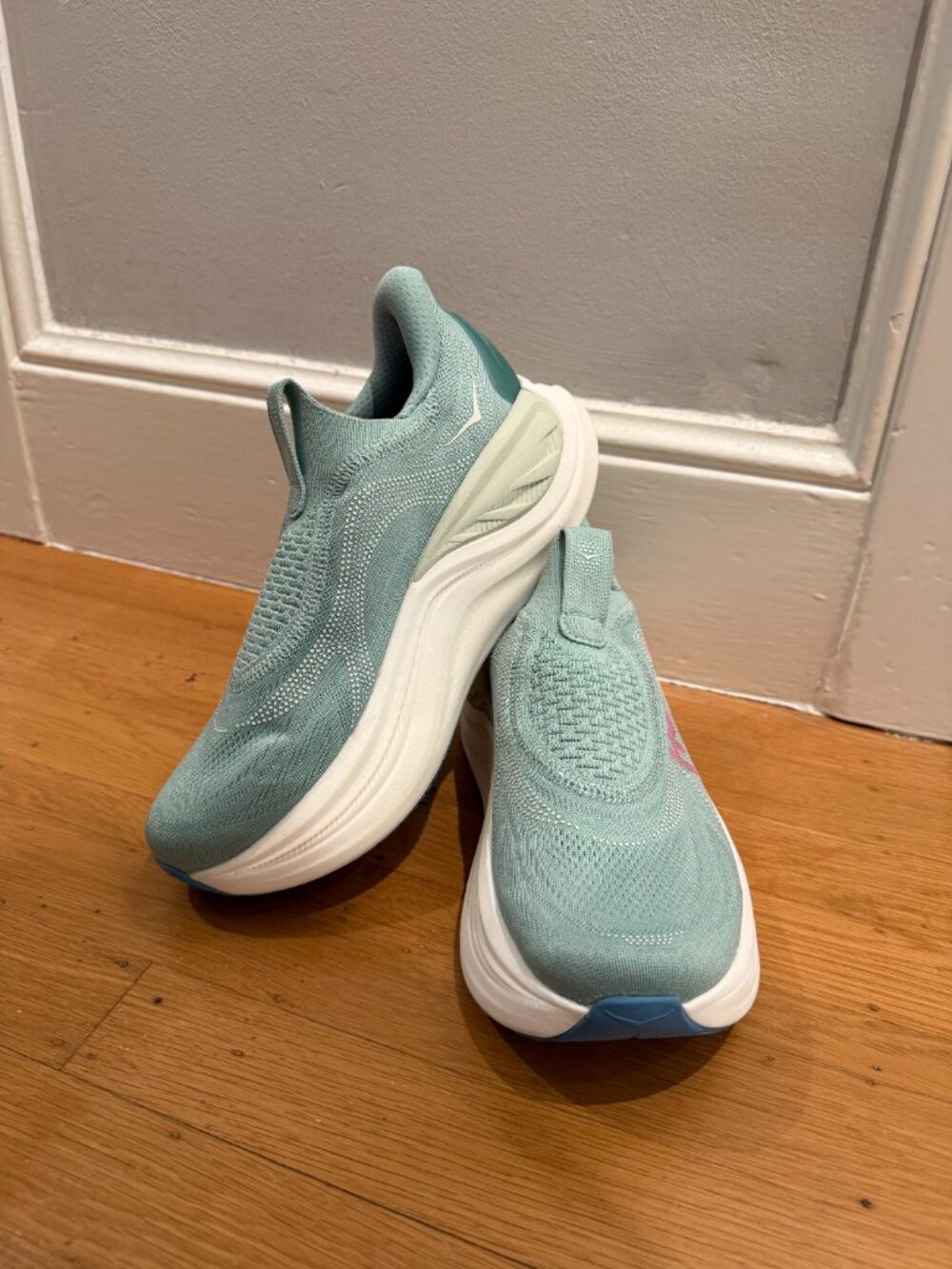 Skyward Laceless (Hoka)